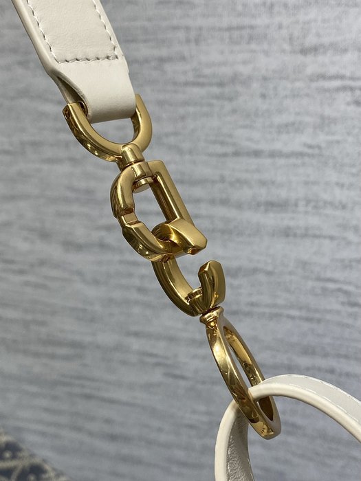 Dior Tote bag with stylish features Beige 01A 2