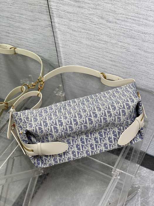 Dior Tote bag with stylish features Beige 01A 2