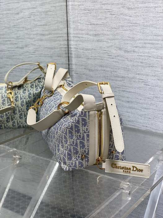 Dior Tote bag with stylish features Beige 01A 2