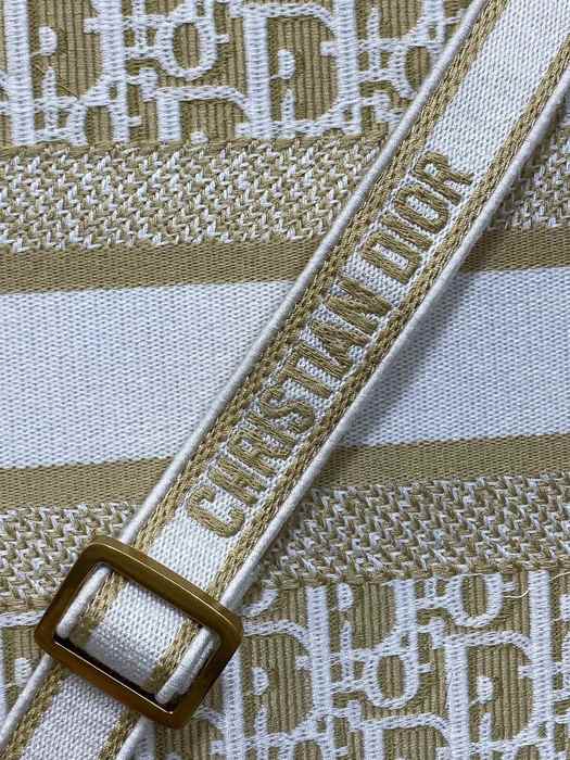 Dior Tote bag with stylish features Beige 01A 3