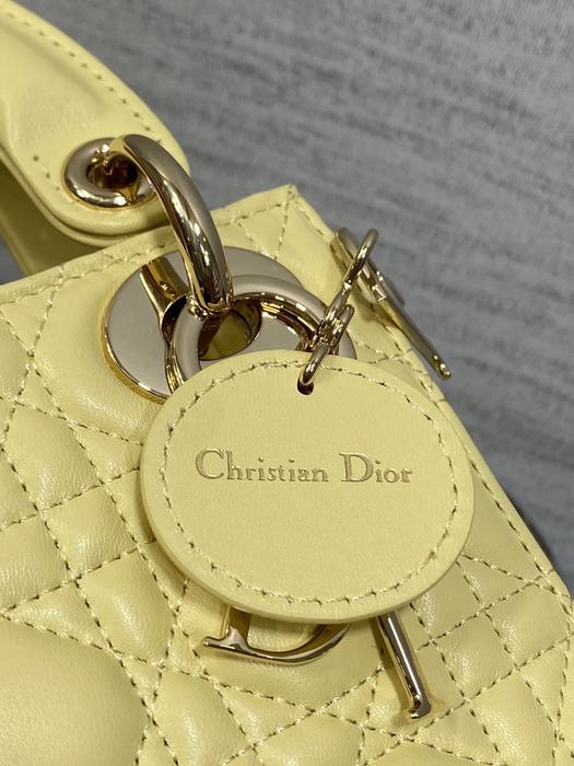 Dior Tote bag with stylish features Beige 01A 4