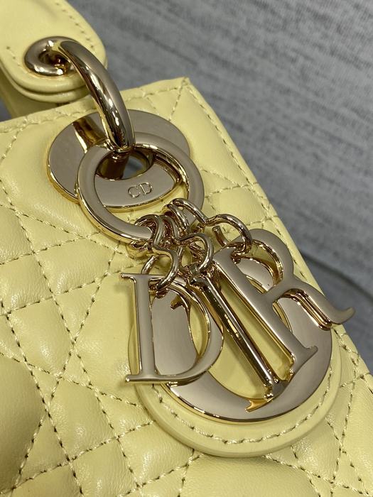 Dior Tote bag with stylish features Beige 01A 4