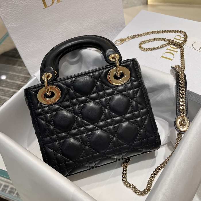 Dior Tote bag with stylish features Black 01A 10