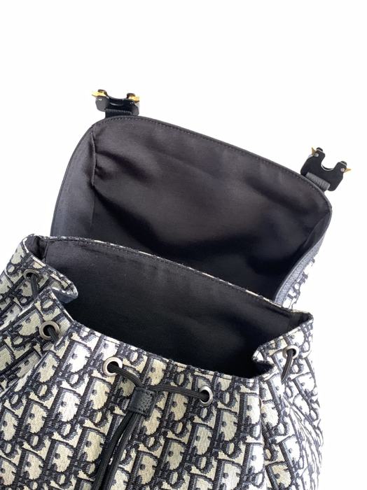 Dior Tote bag with stylish features Black 01A 11