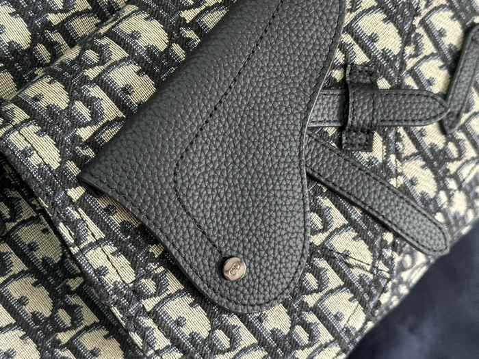 Dior Tote bag with stylish features Black 01A 14