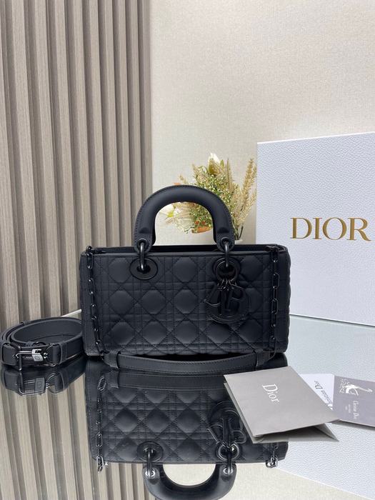 Dior Tote bag with stylish features Black 01A 19