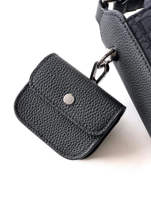 Dior Tote bag with stylish features Black 01A 2