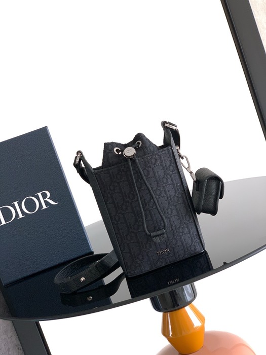 Dior Tote bag with stylish features Black 01A 2