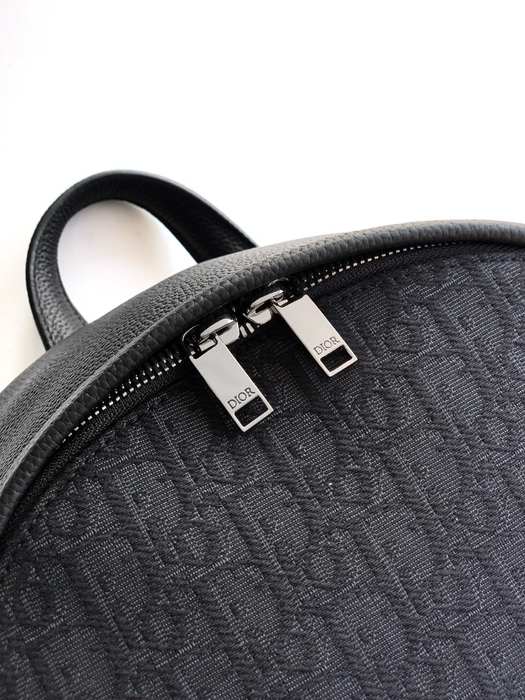 Dior Tote bag with stylish features Black 01A 7