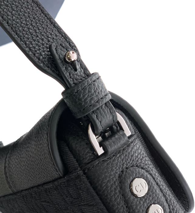 Dior Tote bag with stylish features Black 01A 8