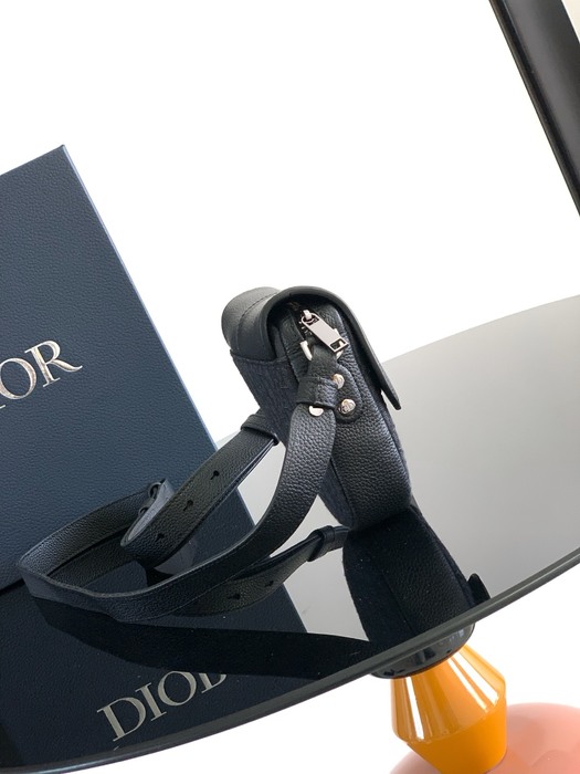 Dior Tote bag with stylish features Black 01A 8