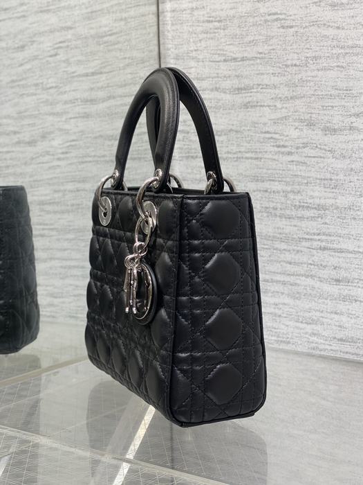 Dior Tote bag with stylish features Black 01A 9