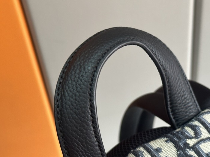 Dior Tote bag with stylish features Blue 01A 4