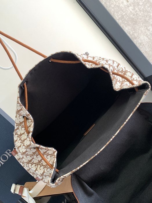 Dior Tote bag with stylish features Brown 01A 2