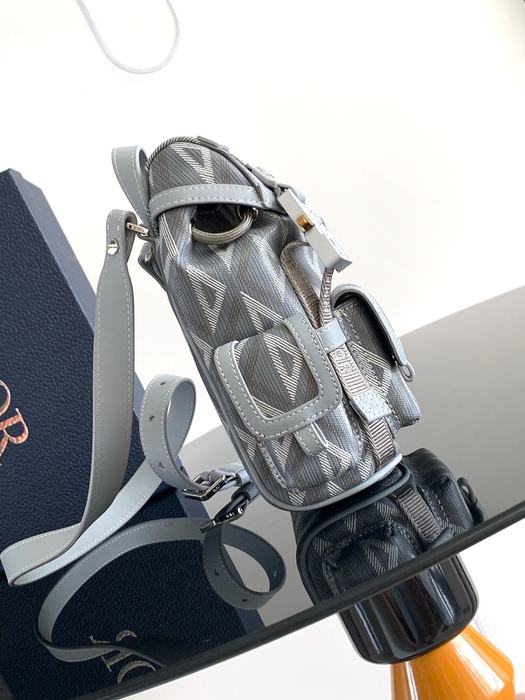 Dior Tote bag with stylish features Grey 01A 4