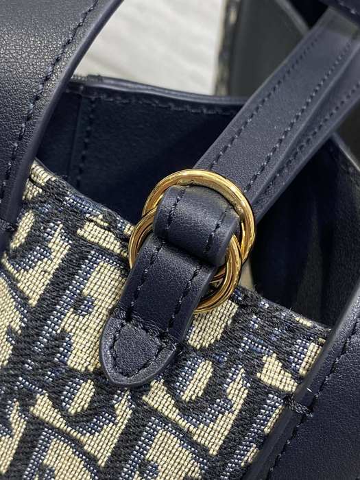 Dior Tote bag with stylish features Navy 01A 10