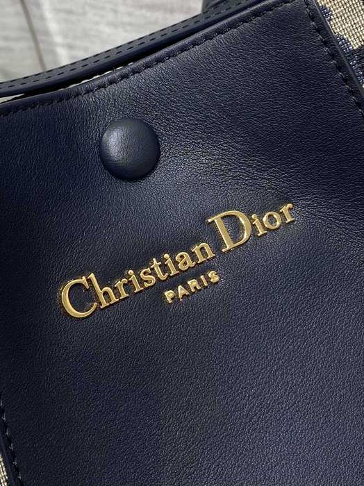 Dior Tote bag with stylish features Navy 01A 10