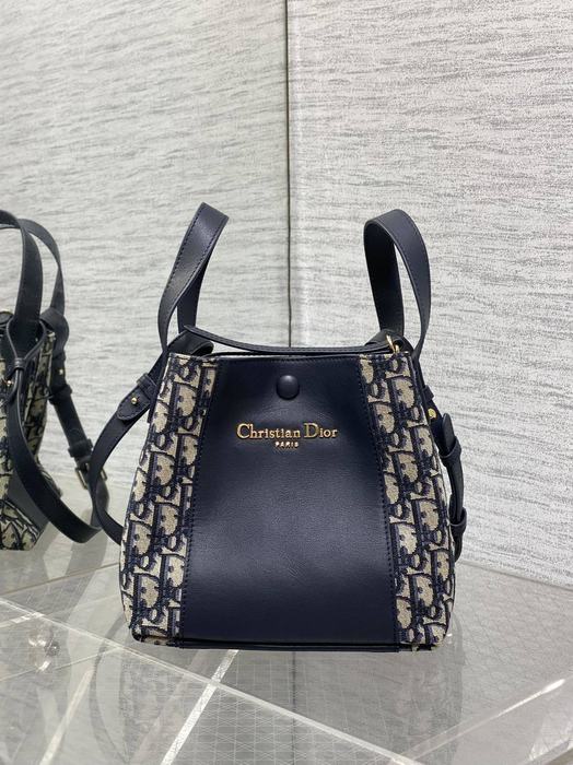 Dior Tote bag with stylish features Navy 01A 10