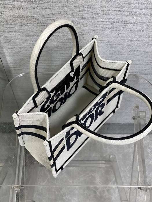 Dior Tote bag with stylish features Navy 01A 12