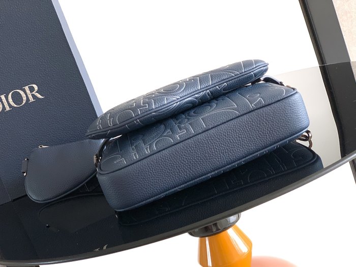 Dior Tote bag with stylish features Navy 01A 3