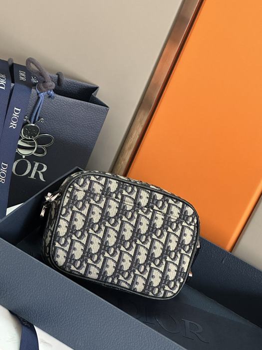 Dior Tote bag with stylish features Navy 01A 7