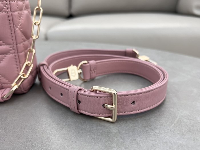 Dior Tote bag with stylish features Pink 01A