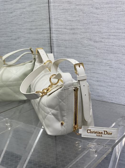 Dior Tote bag with stylish features White 01A 2