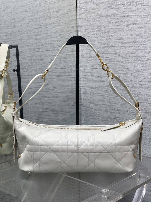 Dior Tote bag with stylish features White 01A 2