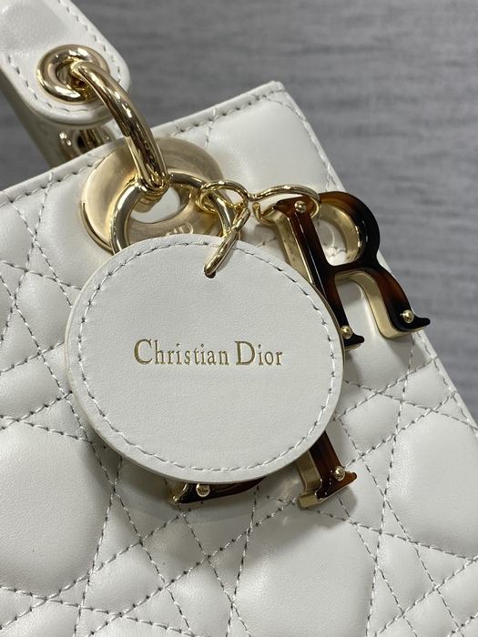 Dior Tote bag with stylish features White 01A 4
