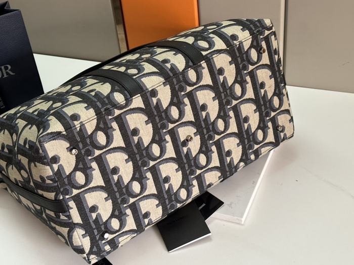 Dior Tote bag with stylish traits Beige 01A 6