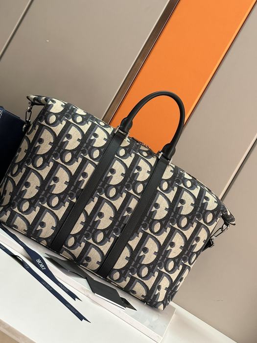 Dior Tote bag with stylish traits Beige 01A 6