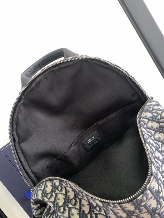 Dior Tote bag with stylish traits Black 01A 7