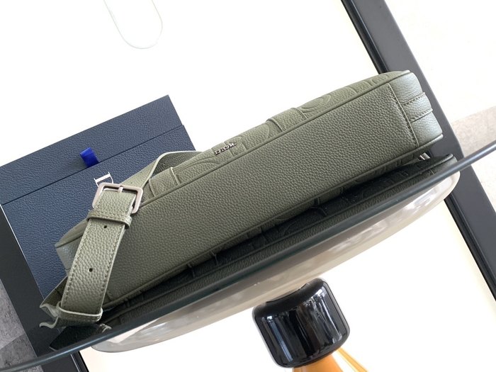 Dior Tote bag with stylish traits Green 01A 2