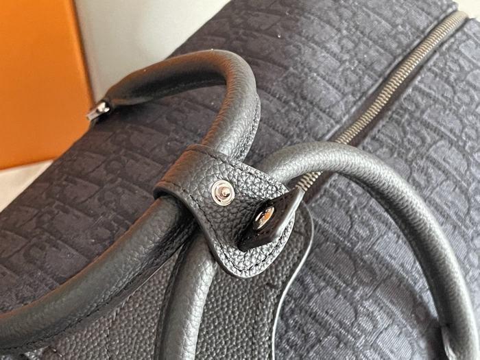 Dior Tote bag with stylish traits Grey 01A 3