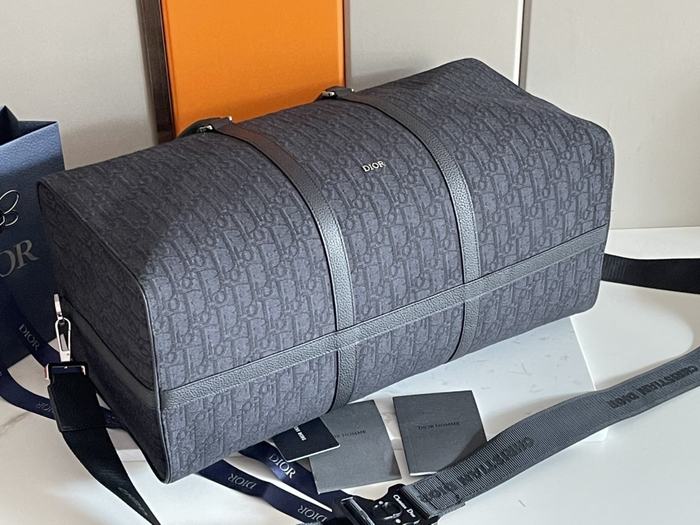 Dior Tote bag with stylish traits Grey 01A 3