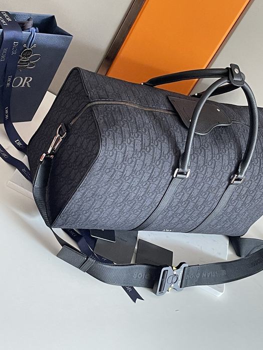 Dior Tote bag with stylish traits Grey 01A 3