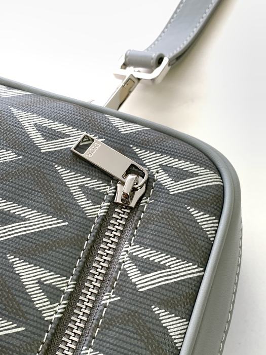 Dior Tote bag with stylish traits Grey 01A 4