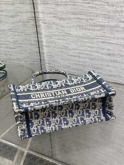 Dior Tote bag with stylish traits Navy 01A 2