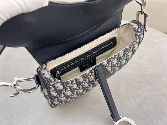 Dior Tote bag with stylish traits Navy 01A 7