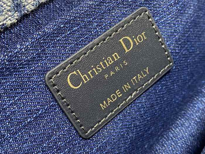 Dior Tote bag with stylish traits Navy 01A 8