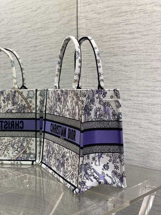 Dior Tote bag with stylish traits Navy 01A