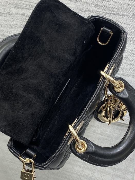 Dior Tote featuring elegant design Black 01A