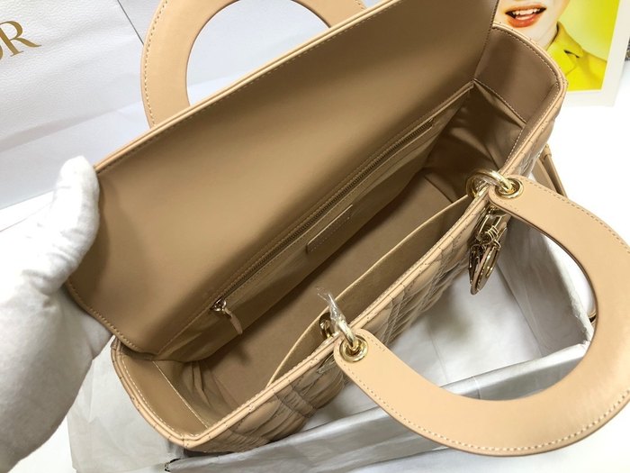 Dior Tote style 01 Beige 01A
