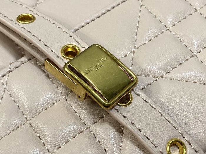 Dior Tote style 03 Beige 01A