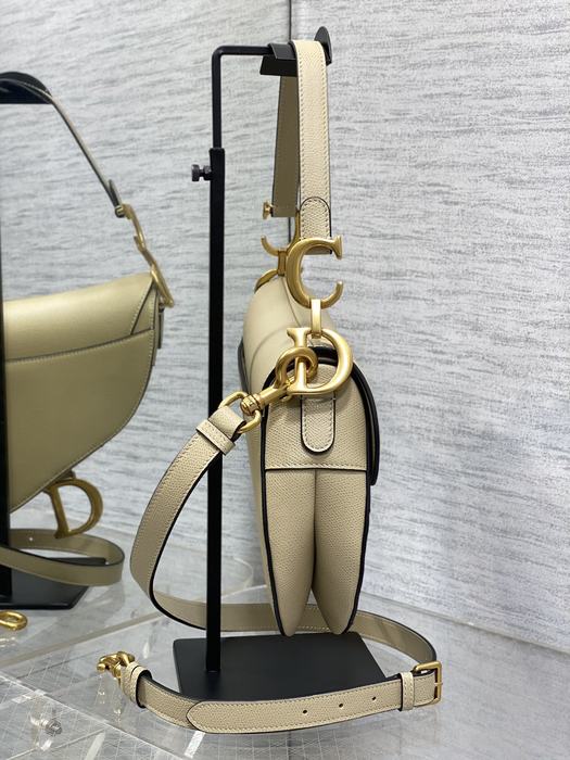 Dior Tote style 04 Beige 01A 2