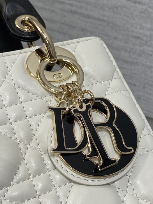 Dior Tote style 04 White 01A
