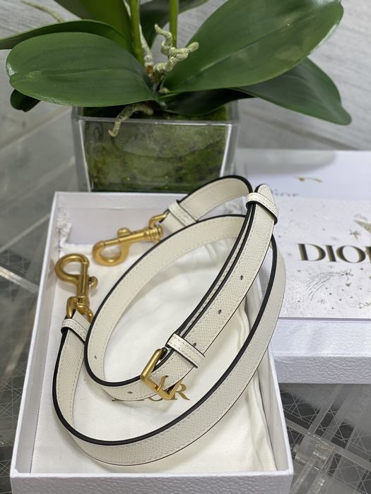 Dior Tote style 06 White 01A 2