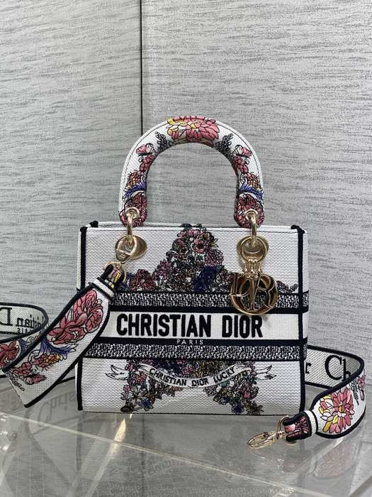 Dior Tote style 06 White 01A