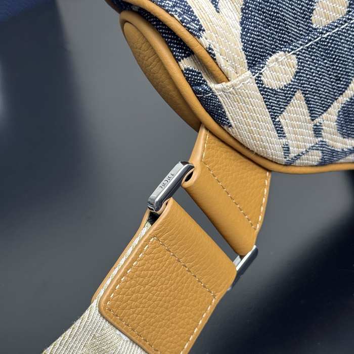 Dior Tote style 08 Navy 01A