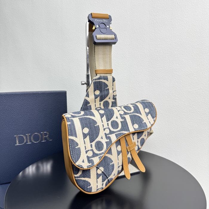 Dior Tote style 08 Navy 01A